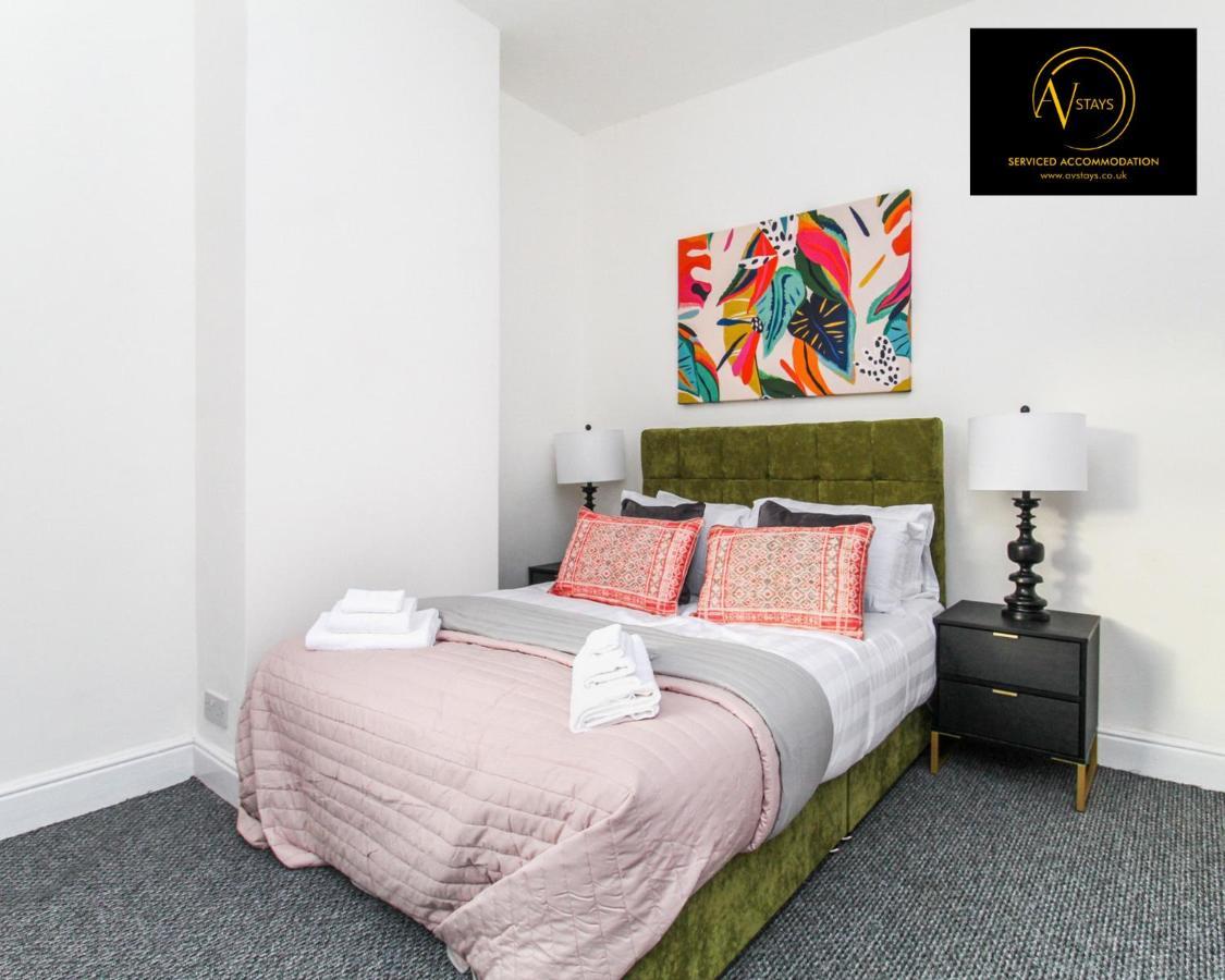 Modern House By Av Stays Short Lets & Serviced Accommodation St Helens St Helens  Zewnętrze zdjęcie
